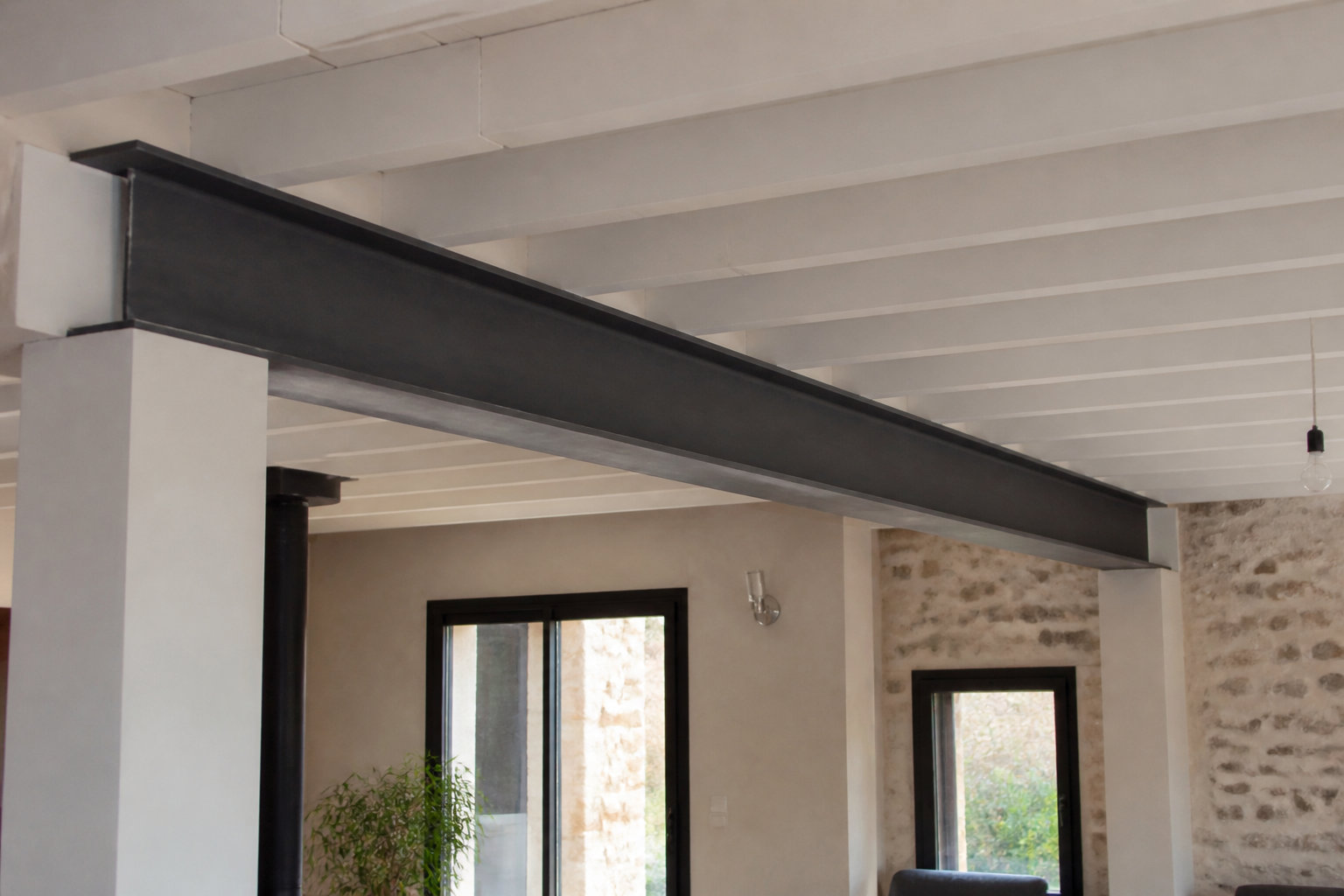 Solutions techniques pour ouvrir un mur sans danger